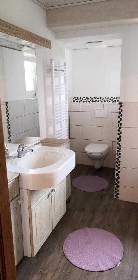 Apartment Auszeit Mit Kueche Viel Ruhe Und Natur Untrasried Екстер'єр фото