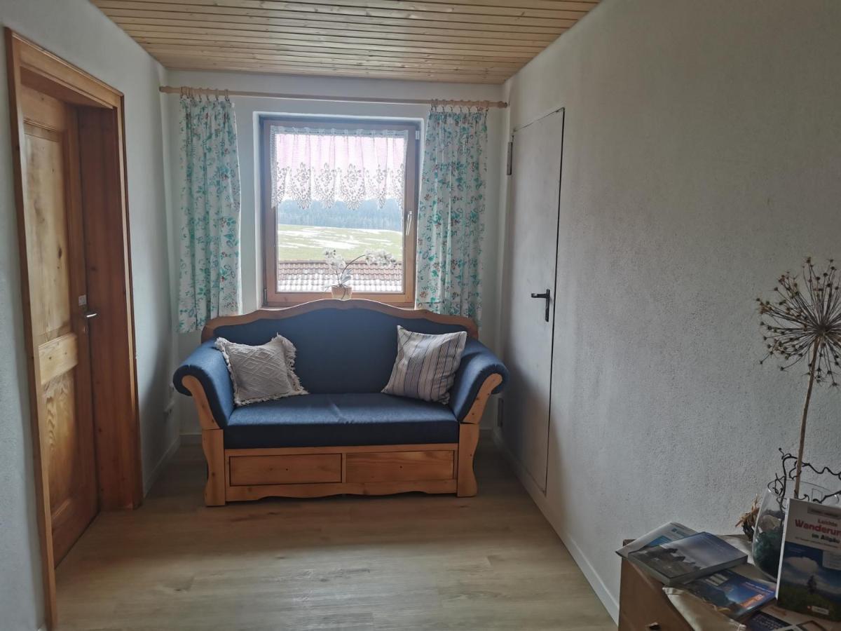 Apartment Auszeit Mit Kueche Viel Ruhe Und Natur Untrasried Екстер'єр фото